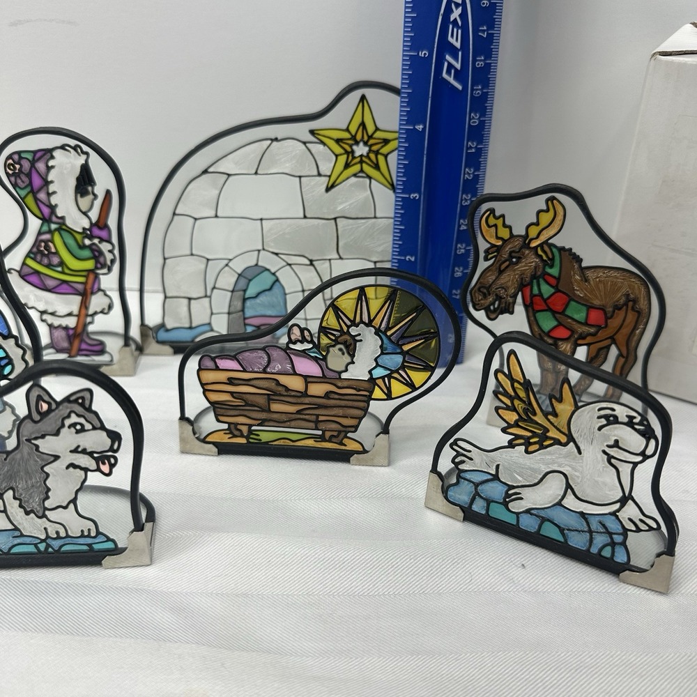 Arctic Circle Alaskan Stained Painted Glass 7 Pc Nativity Igloo Moose Seal Snow - Picture 10 of 13